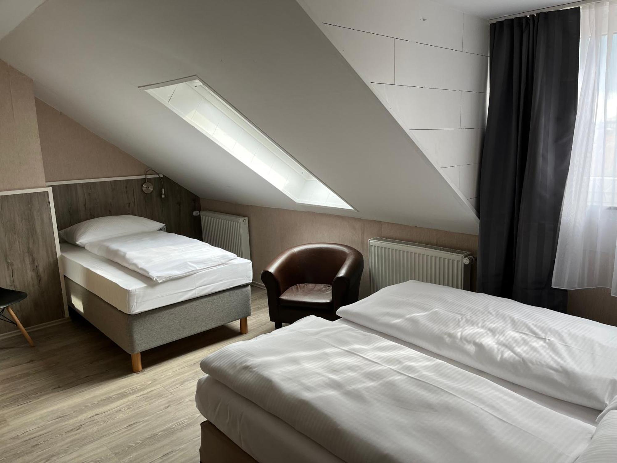 Skyline Hotel Hanovre Extérieur photo