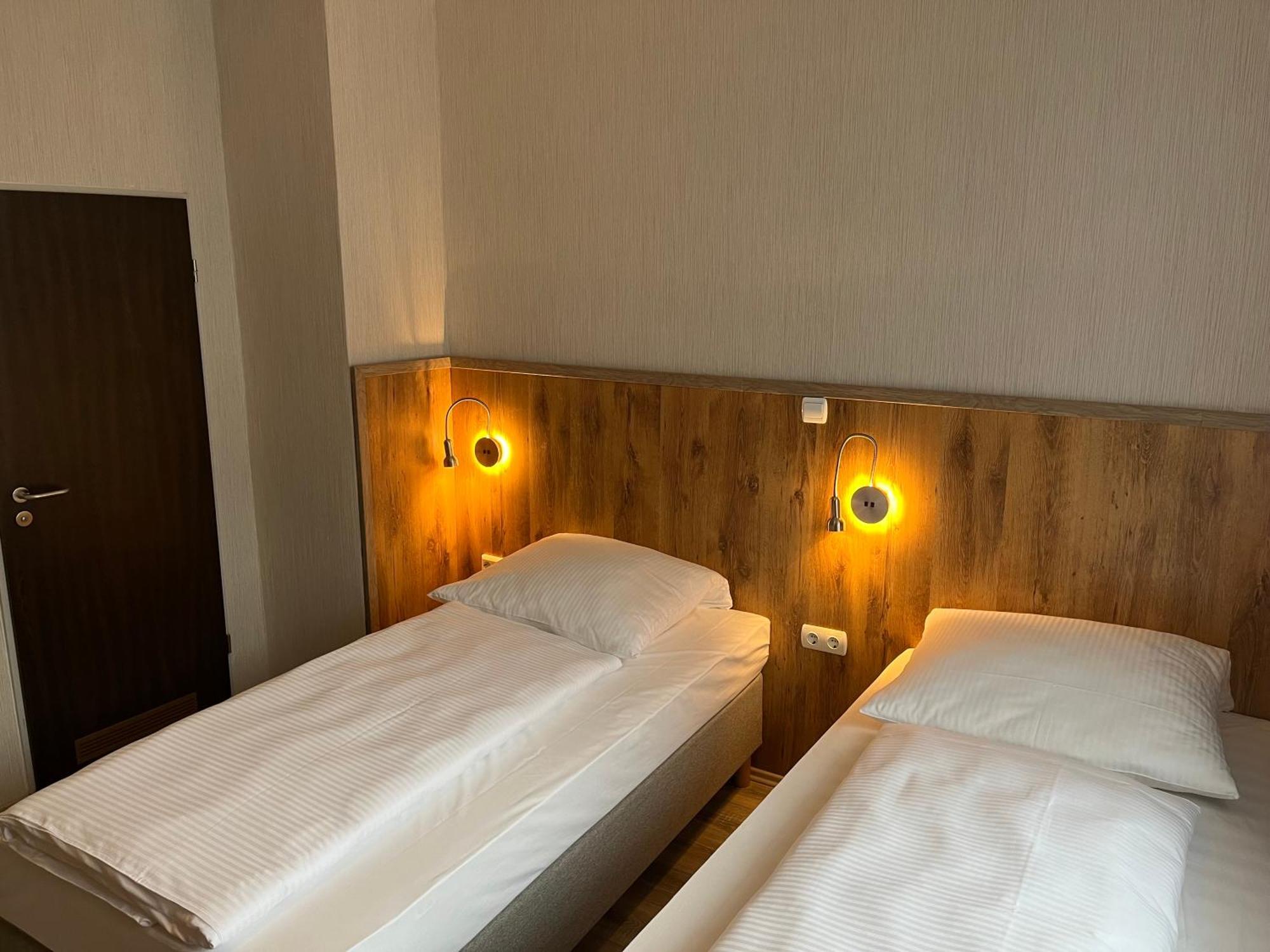Skyline Hotel Hanovre Extérieur photo